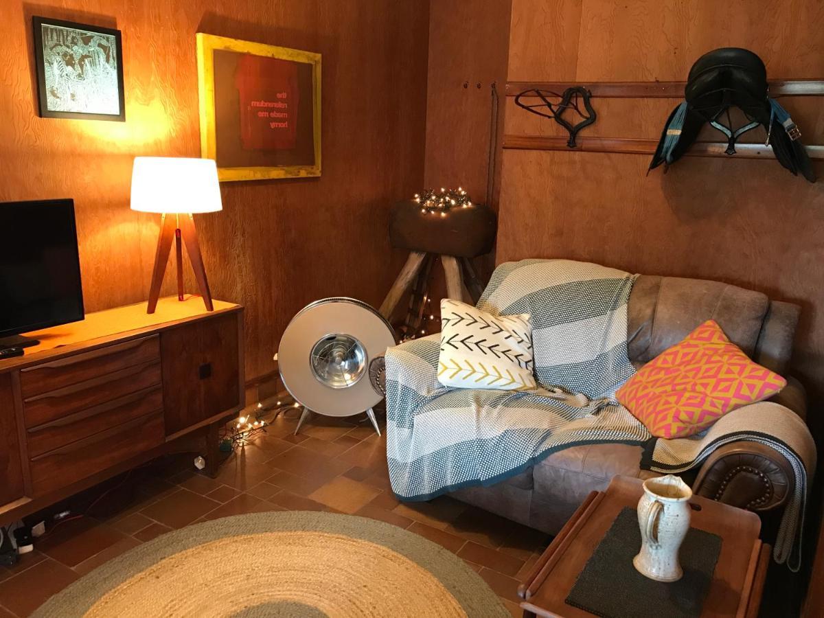 Macaulay Farm Lodge ストーノウェー エクステリア 写真